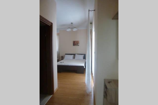 Roman Gardens Studio Apartment 里桑 外观 照片