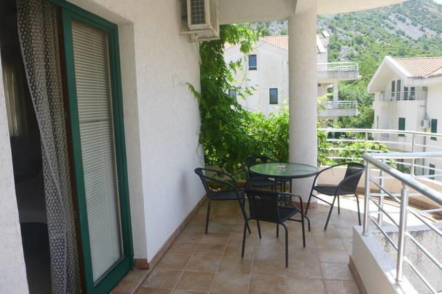Roman Gardens Studio Apartment 里桑 外观 照片