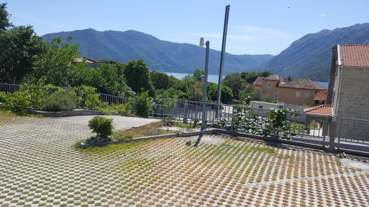 Roman Gardens Studio Apartment 里桑 外观 照片
